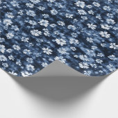 Denim Blauwe Bloemen Bruiloftsborrel Cadeaupapier (Hoek)