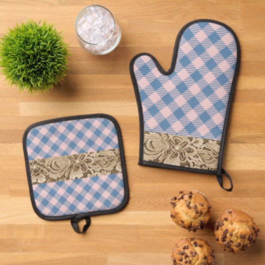"Denim Blue, Parelroze" Gingham & Kant Ovenwant & Pannenlap Set (Top down)