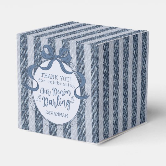 Denim Coquette Bow Blue Jean Birthday Favor Box Bedankdoosjes (Achterkant)