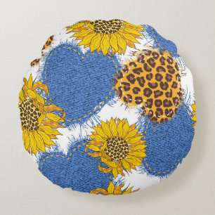 Denim-harten gemaakt van weefsel met gedraaide ran rond kussen