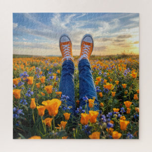 Denim jeans en oranje sneakers in bloemen legpuzzel