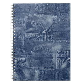 Denim materiaal in een patchwork pocket patroon. notitieboek