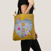 Denim Pocket Heart Flowers Butterflies Tote Bag (Dichtbij)