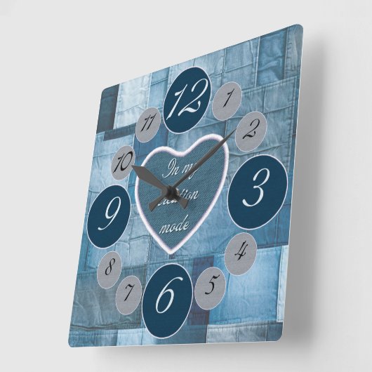 Denim wandklok voor naailiefhebbers (Hoek)