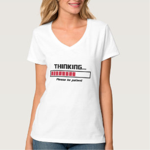 Denk aan de laadbalk. Wees geduldig. T-shirt