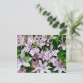 Denk aan de paarse bloemen van Clematis Briefkaart (Staand voorkant)