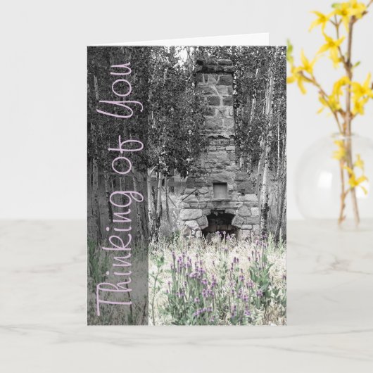 Denk aan de Rustic Fireplace Photo Custom Kaart (Gele Bloem)