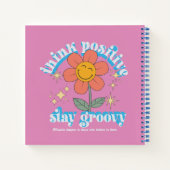 Denk aan een positieve blijf-van-mijn-lijfspreuk notitieboek (Achterkant)