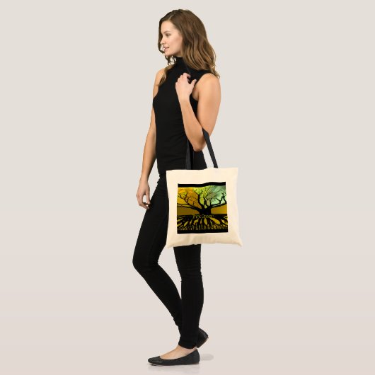 Denk aan Green Tree Roots Canvas tas - (Voorkant (model))