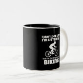 Denk aan het fietsen van grappigheid tweekleurige koffiemok (Voorkant rechts)