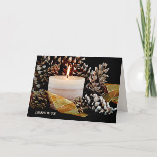 Denk aan je gloeiende kaars in dennenappels kaart