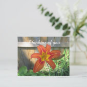 Denk aan je Oranje Lily Floral fotografie Briefkaart (Staand voorkant)