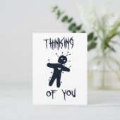 Denk aan u - Funny Halloween Voodoo Doll Briefkaart (Staand voorkant)