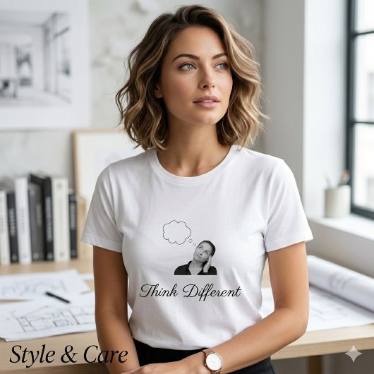 Denk Anders Slogan Afbeelding Grafisch Tri-Blend Shirt