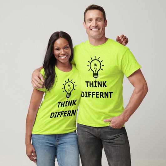 Denk Anders T-shirt (Unisex)