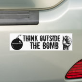 Denk Buiten de Bom Bumper Sticker (Op auto)