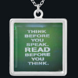 Denk eerst na voordat je woorden van Wijze spreekt Zilver Vergulden Ketting<br><div class="desc">Denk na voordat je spreekt. LEZEN voordat je denkt. Wijze woorden om te leven door geschilderd op een groene vuilcontainer met boeken bovenop. Dit is een leuk gezegde en een geweldig cadeau voor iedereen die wat inspiratie nodig heeft in het leven of graag wil lezen.</div>