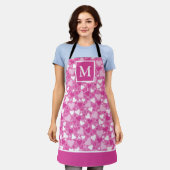 Denk Roze Borstkanker Bewustzijn Harten Monogram Schort (Gedragen)