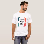 Denk Tweemaal Code Eén Softwareontwikkelaar Minima T-shirt (Voorkant volledig)