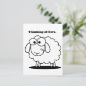 Denken aan Ewe Lamb Sheep Schattigee Cartoon Briefkaart (Staand voorkant)