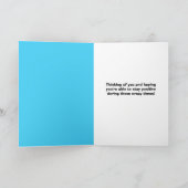 Denken aan je grappige kat in het gezichtsmasker v feestdagen kaart (Binnen)