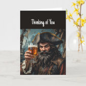 Denken aan je leuke piraat die een biertje hijst kaart (Gele Bloem)