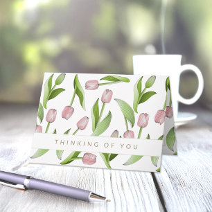 Denken aan je moderne roze tulp kaart