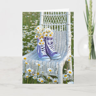 denken aan je paarse sneakers met daisy bouquet kaart
