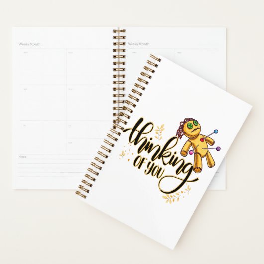 Denken aan jou Grappige Halloween Voodoo Doll Planner (Display)