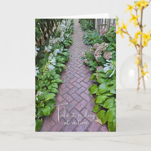 Denken aan u Tuin Pad en Hosta Kaart (Gele Bloem)