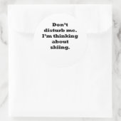 Denken over skiën ronde sticker (Tas)