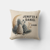 Dennenappels en Halve Maan Winterliefde Kussen (Voorkant)