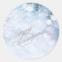 dennenboomtakken, sneeuwsnaarlichten