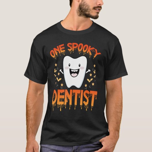 Dentist Halloween Trick Or Treat Dental Assistant  T-shirt (Voorkant)