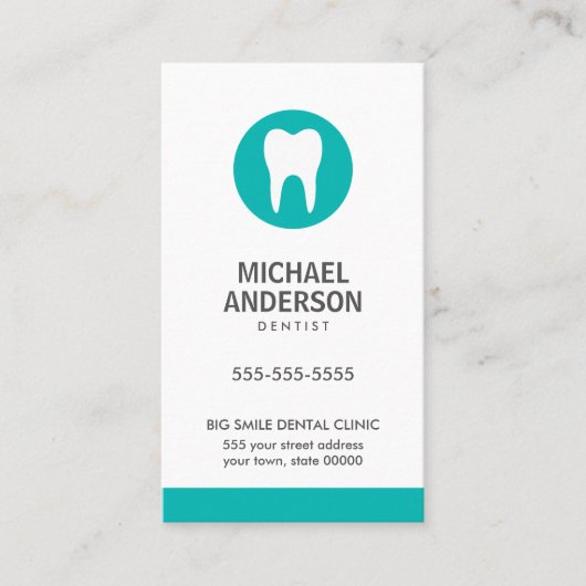 Dentist of tandheelkundige kliniek / assistent mod visitekaartje (Voorkant)