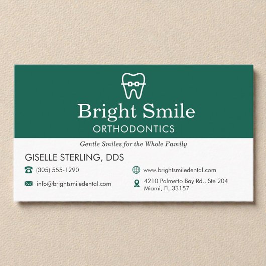Dentist & Orthodontics Office Braces Logo Visitekaartje