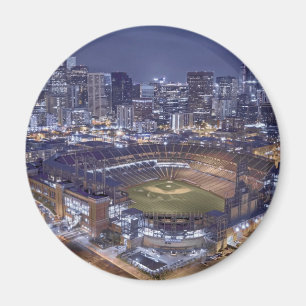 Denver City Skyline en Coors Field bij nacht Magneet
