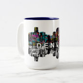 Denver, Colorado op graffiti Tweekleurige Koffiemok (Voorkant links)