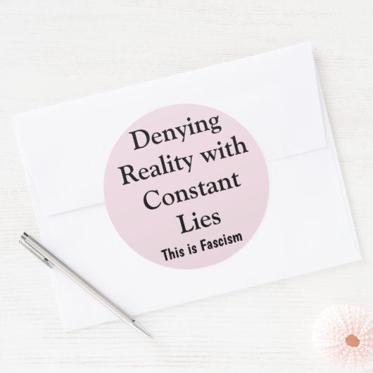 Denying Reality Ronde Sticker (Envelop)