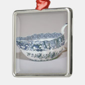 Derby sauceboat, c.1765 metalen ornament (Links)