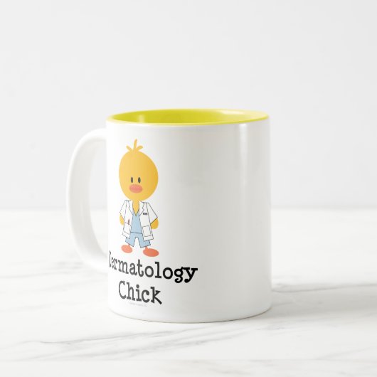 Dermatology Chick Mok (Voorkant links)