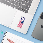 Dertien koloniën Betsy Ross-vlag Sticker (Laptop met iPhone)