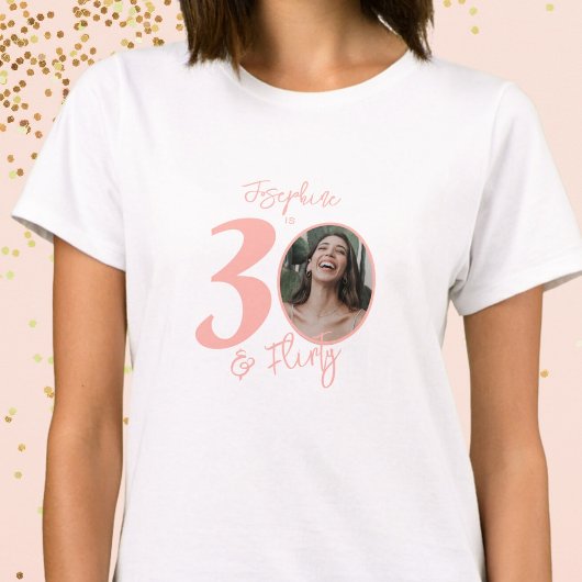 Dertig en Flirty Boho Roze Foto Verjaardagsfeest T-shirt