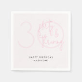 Dertig, Flirty Thriving Moderne Roze 30e Verjaarda Servet (Voorkant)