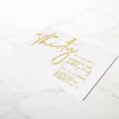 Dertig | Moderne goudprijs 30e verjaardag Folie Uitnodiging (Gedraaid)