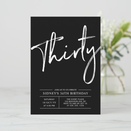Dertig | Zwart & Wit Modern 30e Verjaardagsfeestje Kaart (Staand voorkant)