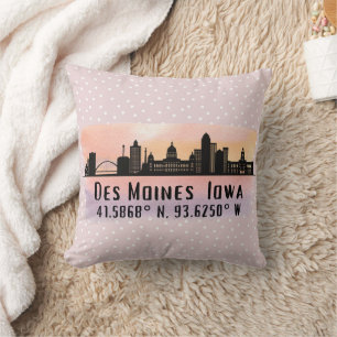 Des Moines IA Stadssilhouet Breedtegraad en Lengte Kussen