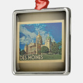 Des Moines Iowa Vintage Travel Ornament (Links)