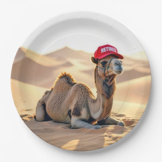 Desert Camel Wearing a Red Retired Cap Papieren Bordje (Voorkant)