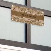 Desert Camouflage Patroon, uw naam, personaliseren Spandoek (Buitenkant Gebouw)